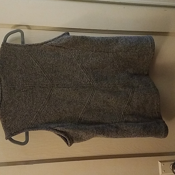 CWC zip vest - Picture 5 of 6